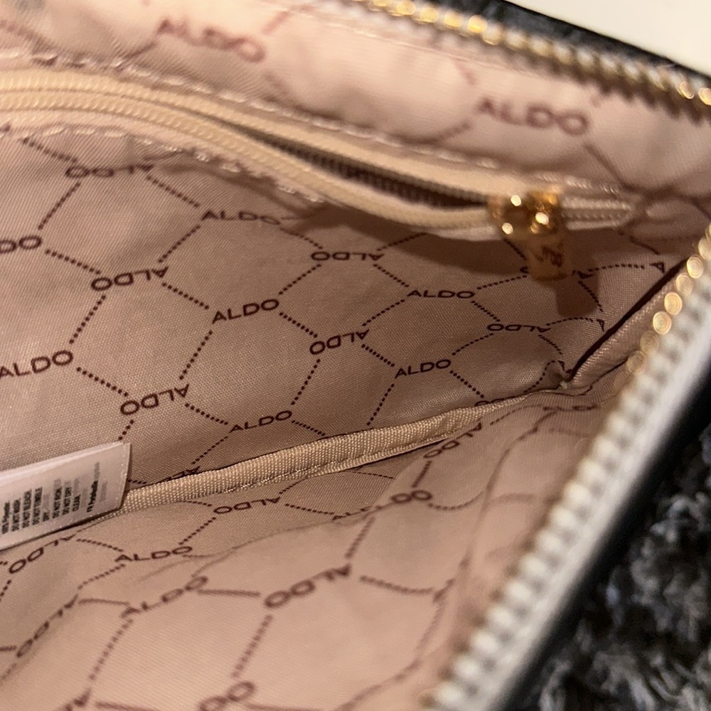 Aldo Wristlet NWOT - Picture 5 of 5